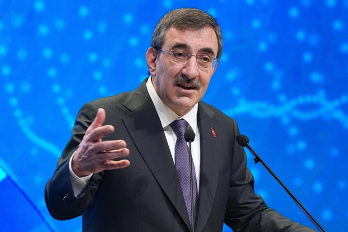 cumhurbaskani yardimcisi cevdet yilmaz teror orgutu pkknin turkiyeden cekilme kararina iliskin aciklama yapti nfMwGHLa.png