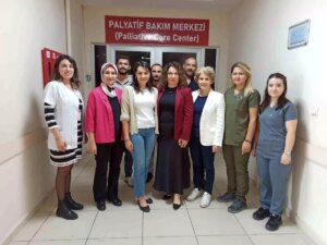 dunya palyatif bakim gununde anlamli ziyaret tXcq3V6R.jpg