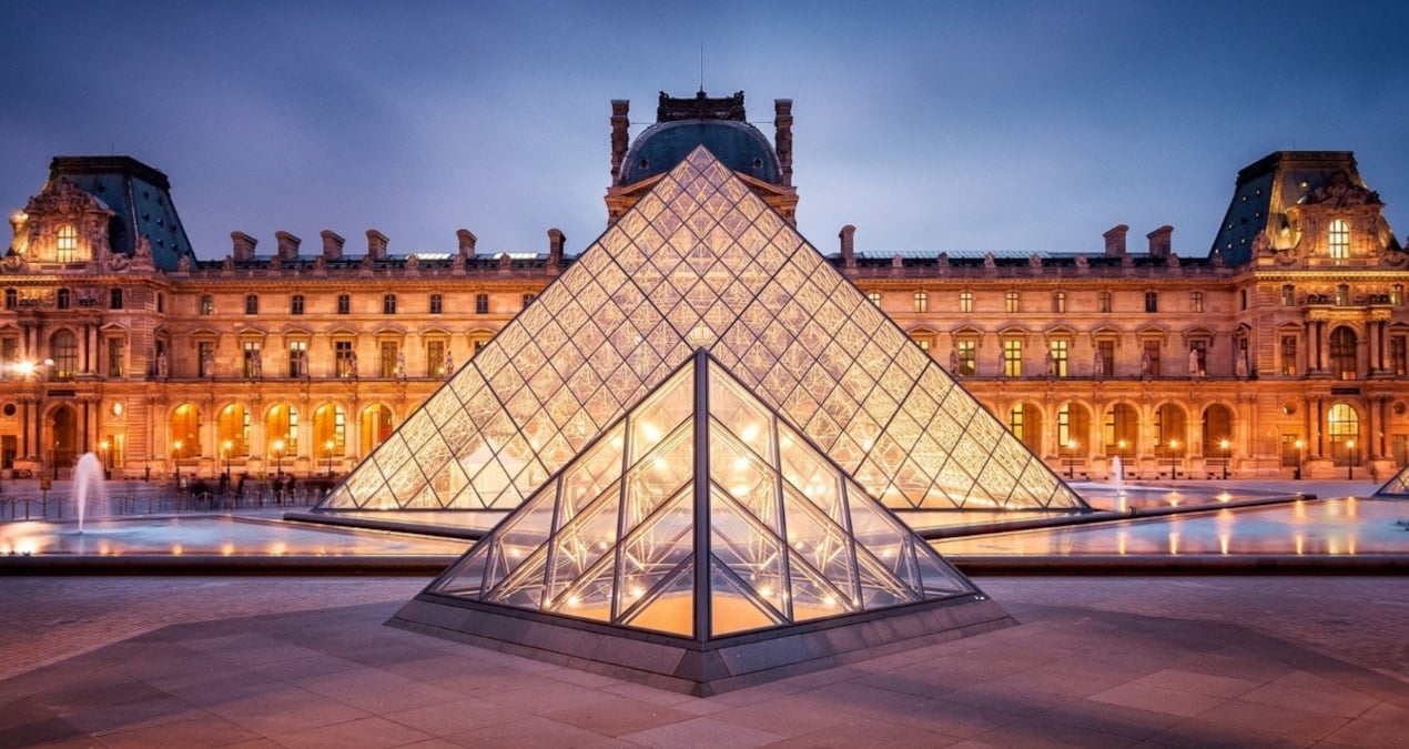 Dünyanın en ünlü müzesinde tarihi soygun