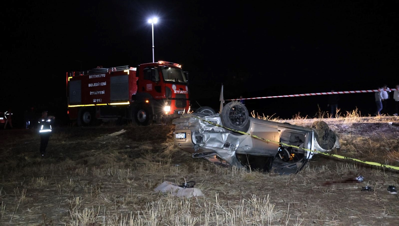 kontrolden cikan otomobil tarlaya uctu 2 olu 8jEiMKYA.jpg