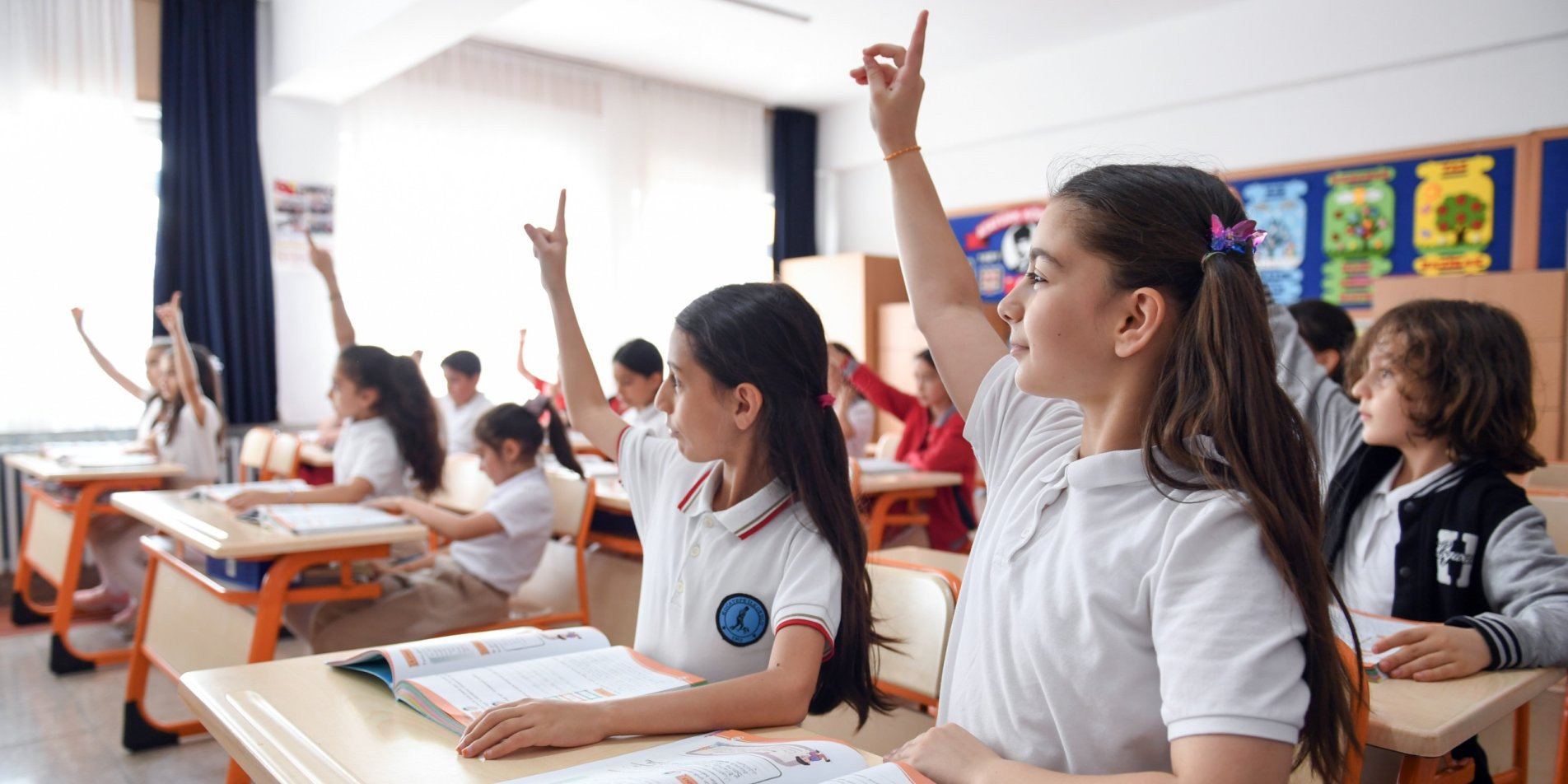 Öğretmen ve veliler okul kıyafeti uygulamasını destekliyor
