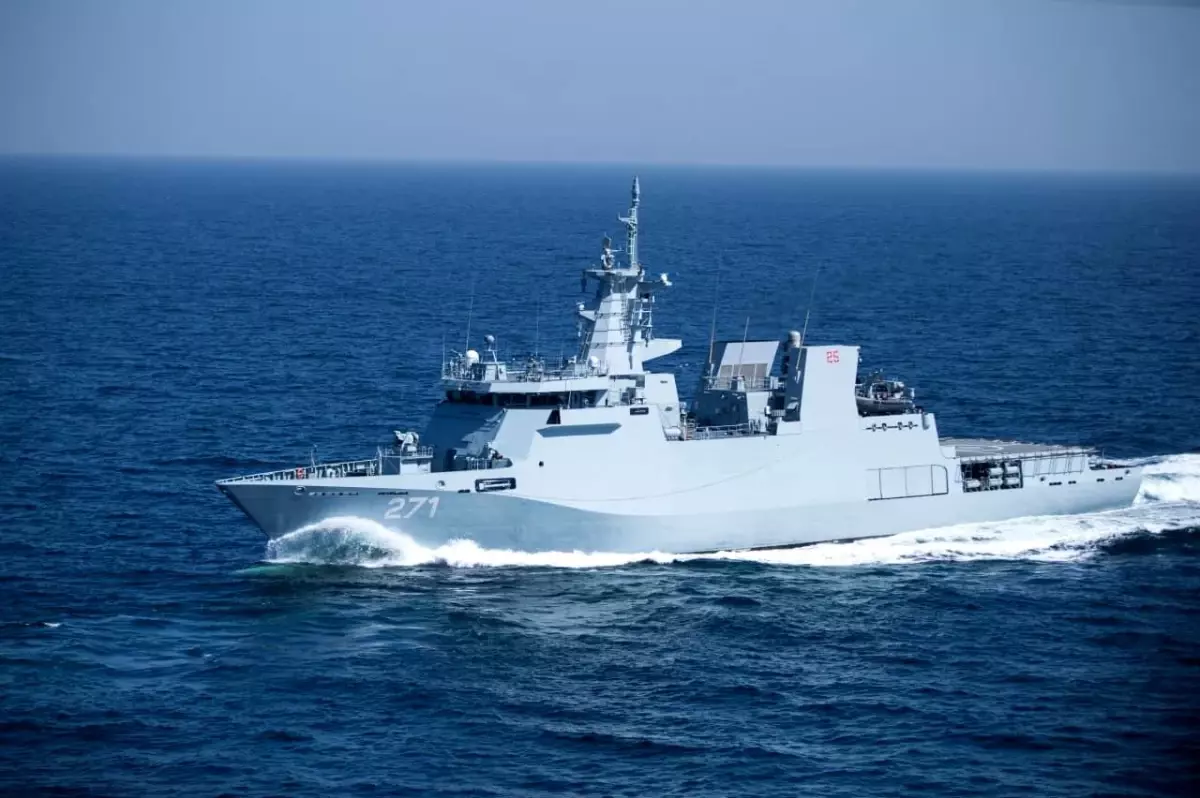pakistan deniz kuvvetleri umman denizinde uyusturucu operasyonu duzenledi j7DGa18T.jpg