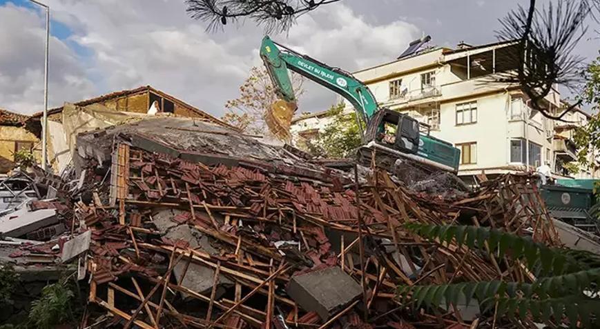 prof dr turkmen balikesirde artci depremlerin uzun sure devam edecegi tahmin ediliyor W78xZumM.jpg