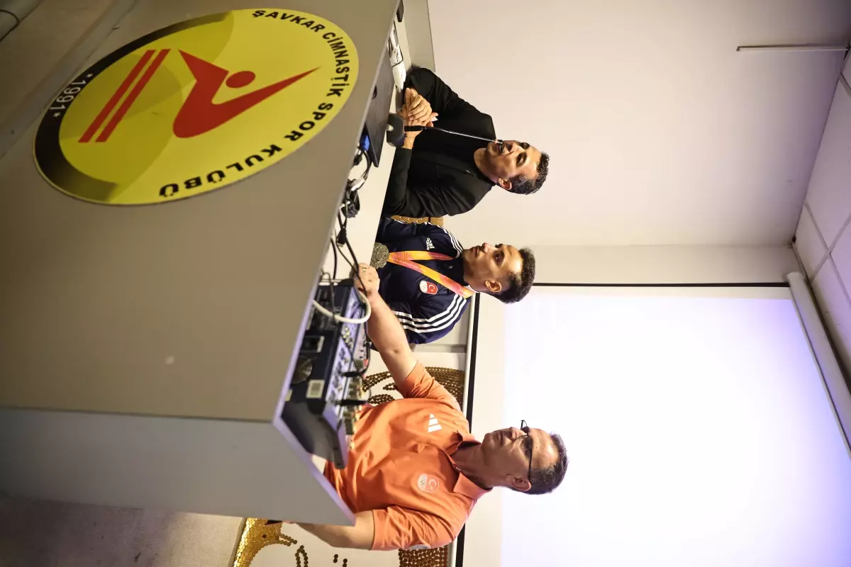 adem asil dunya ikincisi oldu Qq3qaZlr.jpg