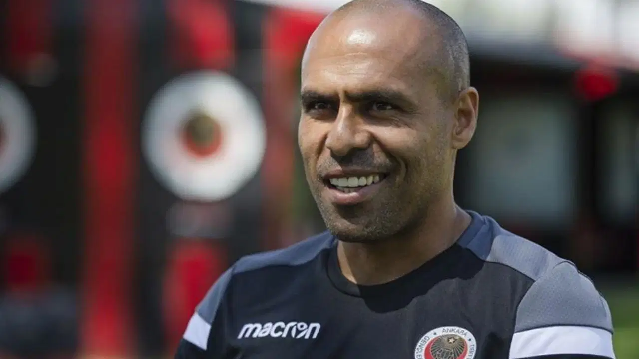 mert nobre kimdir kac yasinda nereli mert nobre hangi takimlarda forma giydi RlP2tjSI.jpg