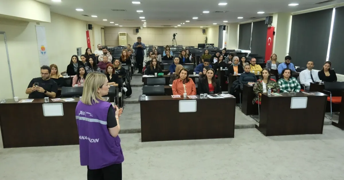 Adana’da “Okul Öncesi Dönemde Dijital Şiddet Ve Güvenli Teknoloji Kullanımı” semineri