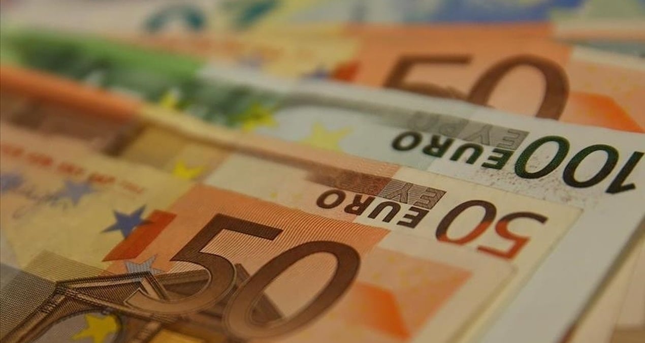 Euro Bölgesi üçüncü çeyrekte sınırlı büyüdü