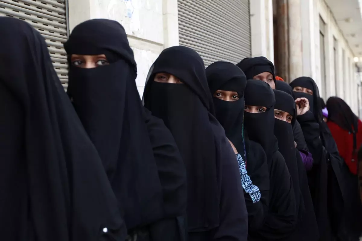 Bihar’da Yüzü Kapalı Müşterilere Kuyumcu Yasağı